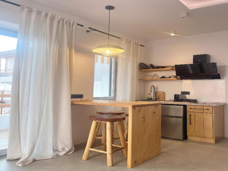 Mykonos Dot Suites image