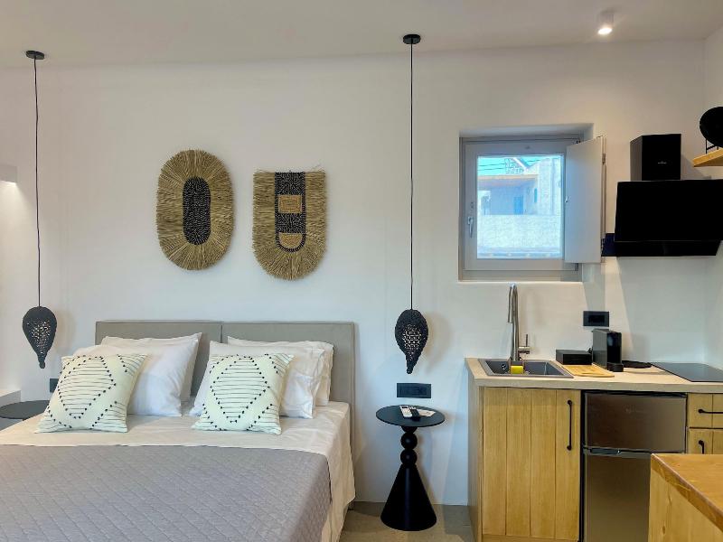 Mykonos Dot Suites image