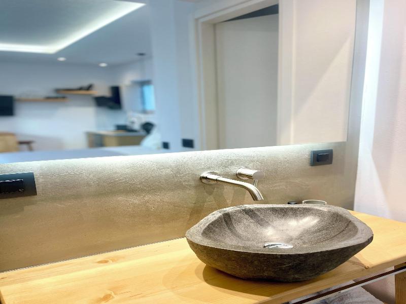 Mykonos Dot Suites image