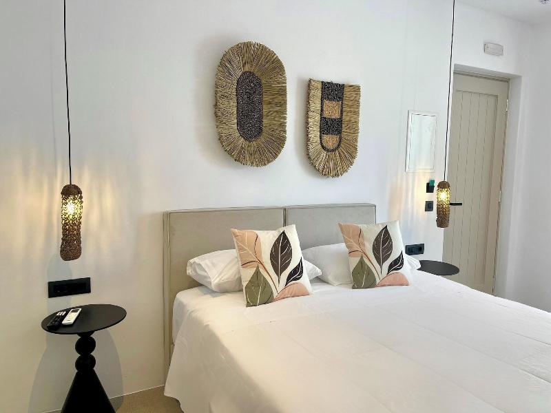 Mykonos Dot Suites image