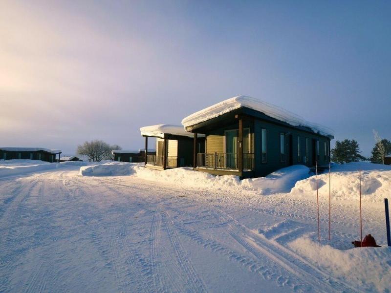 Terra Nova Cabins image