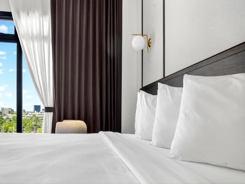 Jewelz By King S Hotel image
