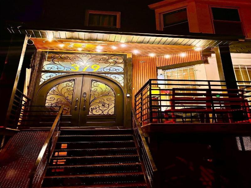 Motel Casa Downtown Guest House image