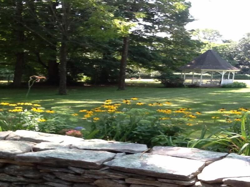 Spring Hill Inn image