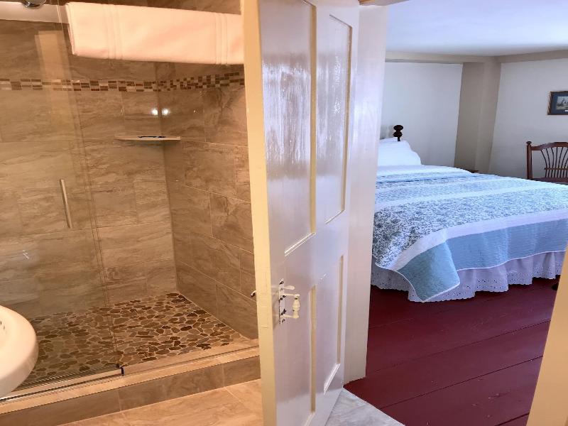 Spring Hill Inn image