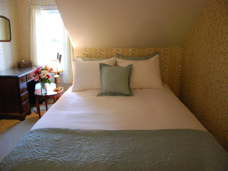 Spring Hill Inn image