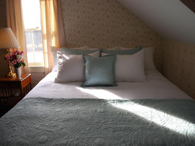 Spring Hill Inn image