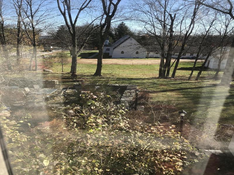 Spring Hill Inn image