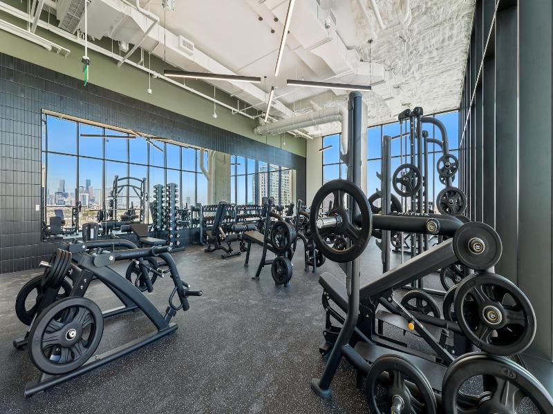 Sentral Forme Houston image