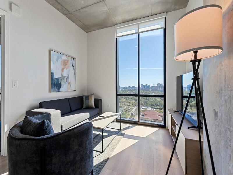 Sentral Forme Houston image
