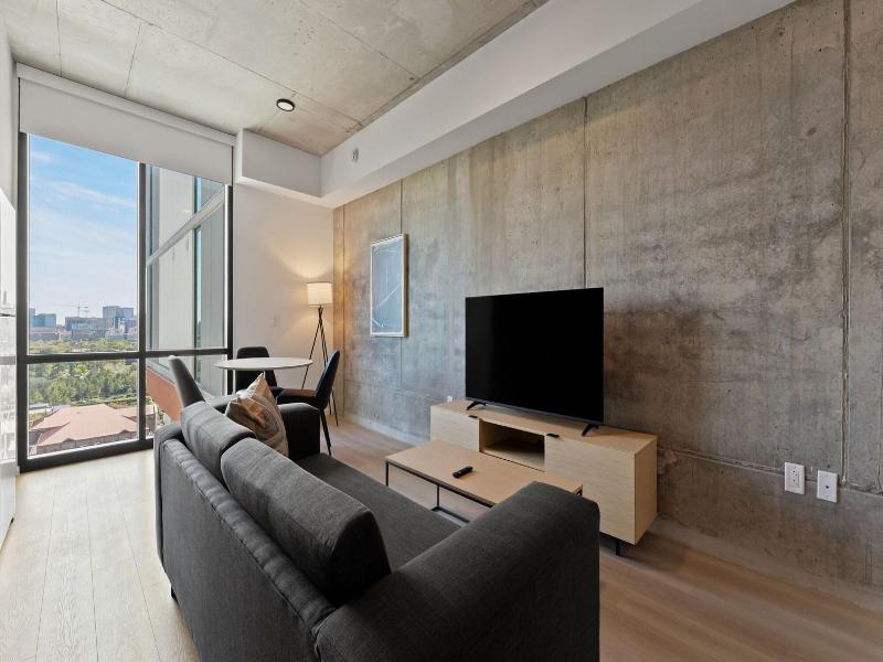 Sentral Forme Houston image
