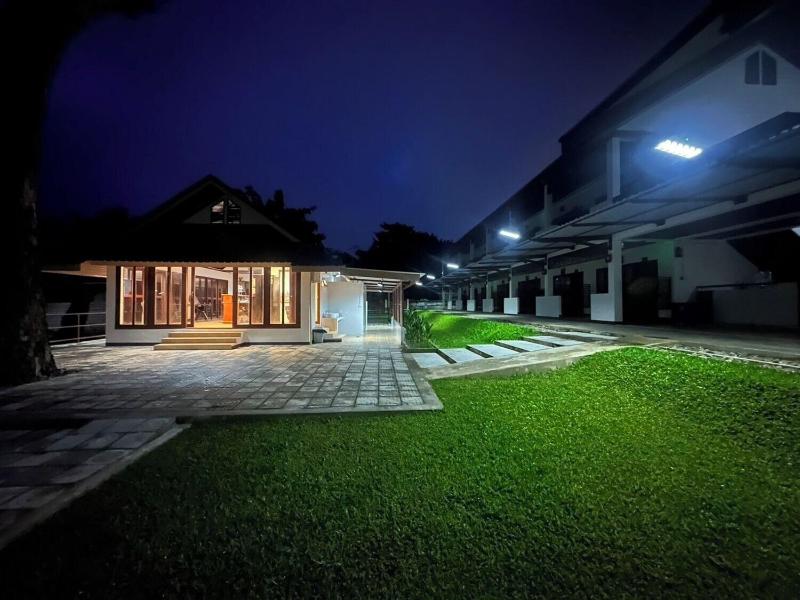 De Hom Hotel Mae Hong Son image