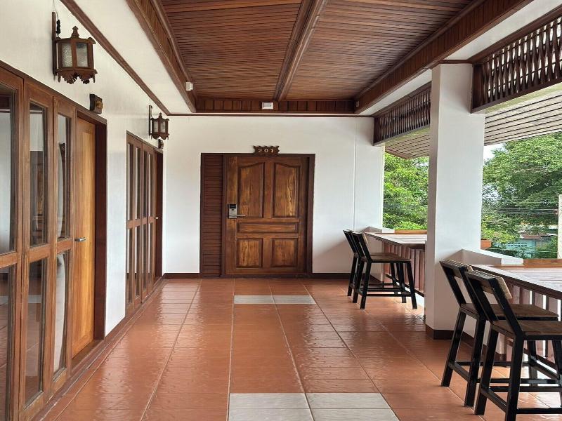 De Hom Hotel Mae Hong Son image