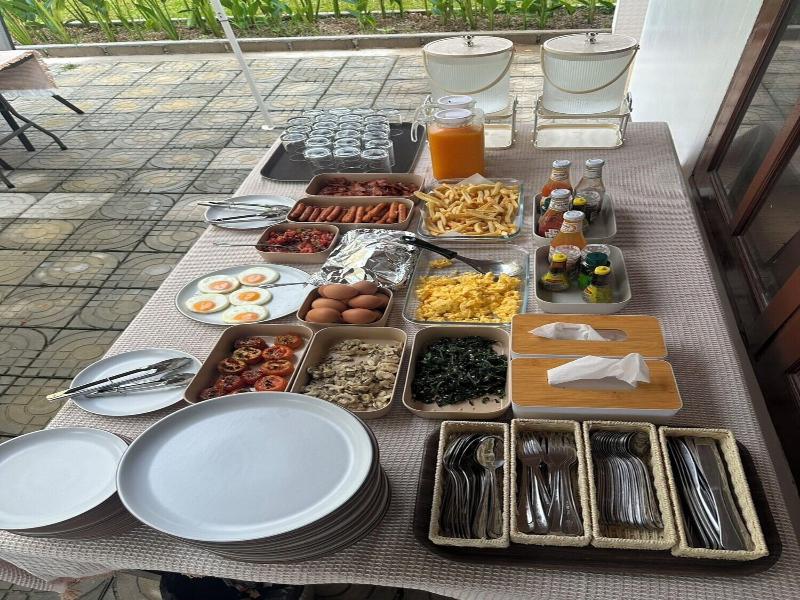 De Hom Hotel Mae Hong Son image