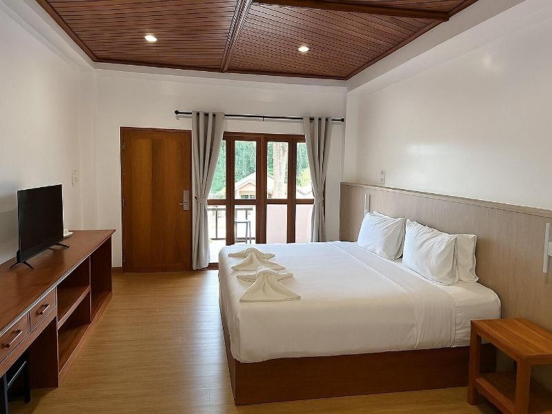 De Hom Hotel Mae Hong Son image