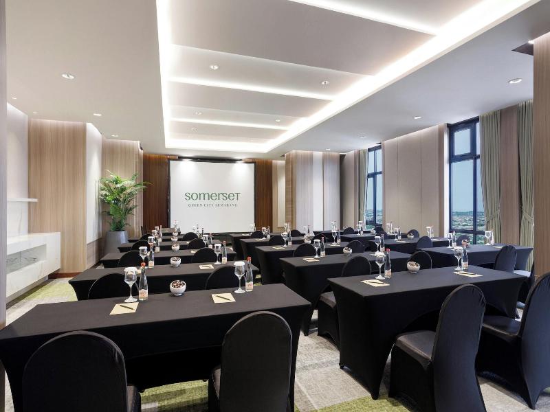 Somerset Queen City Semarang