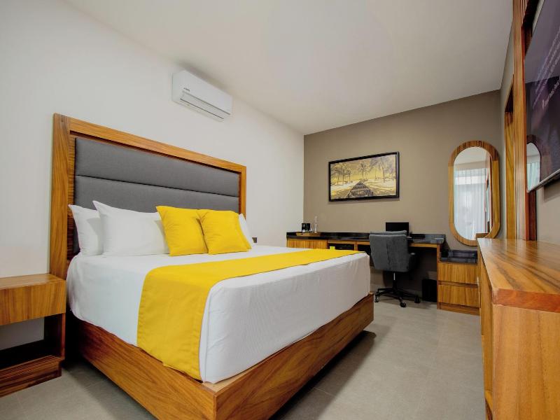 Zenyt Hotel Boutique image