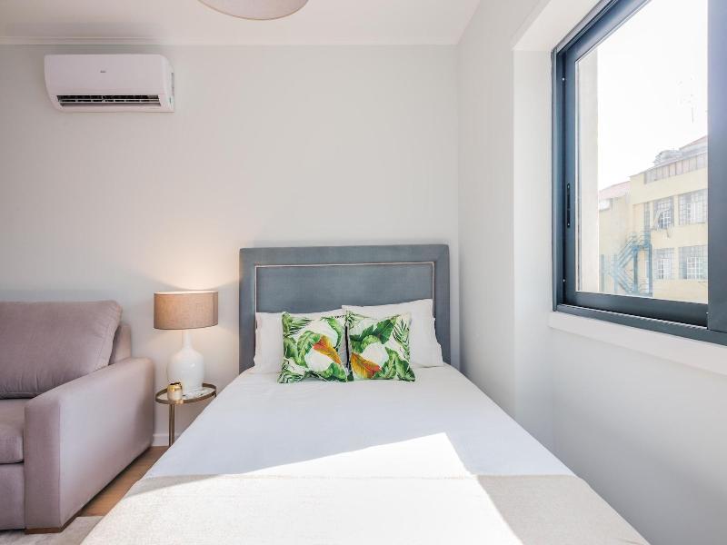 137 Lux Residence image