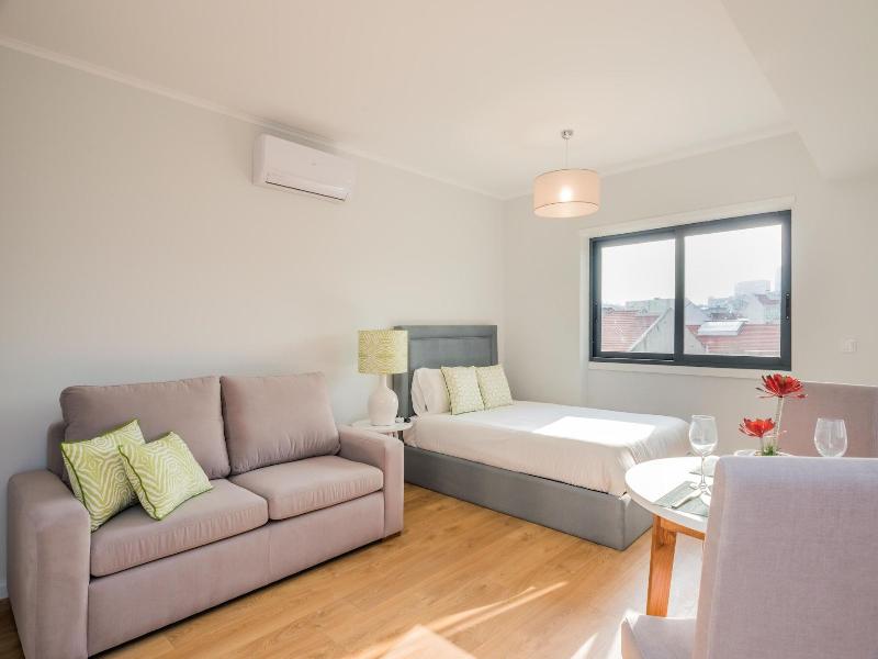 137 Lux Residence image