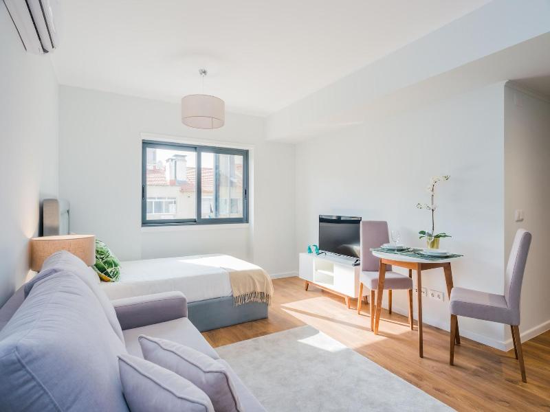137 Lux Residence image