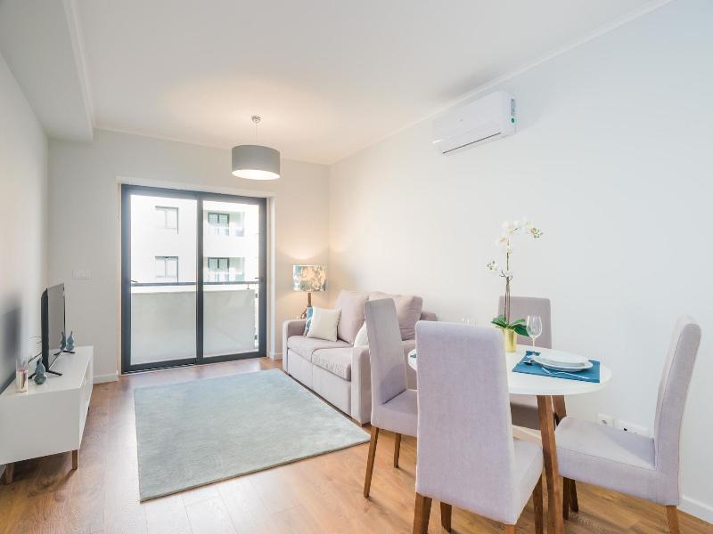 137 Lux Residence image
