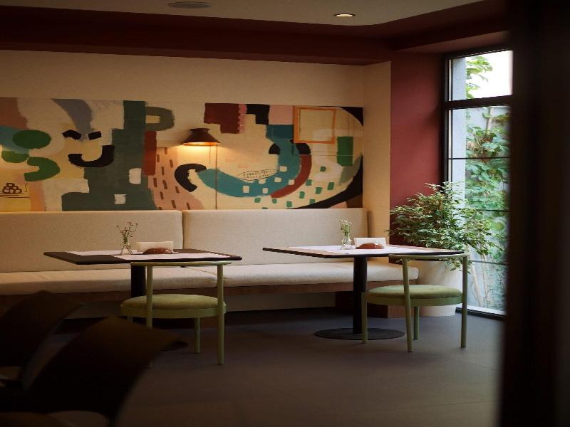 Artifact Apart Hotel image