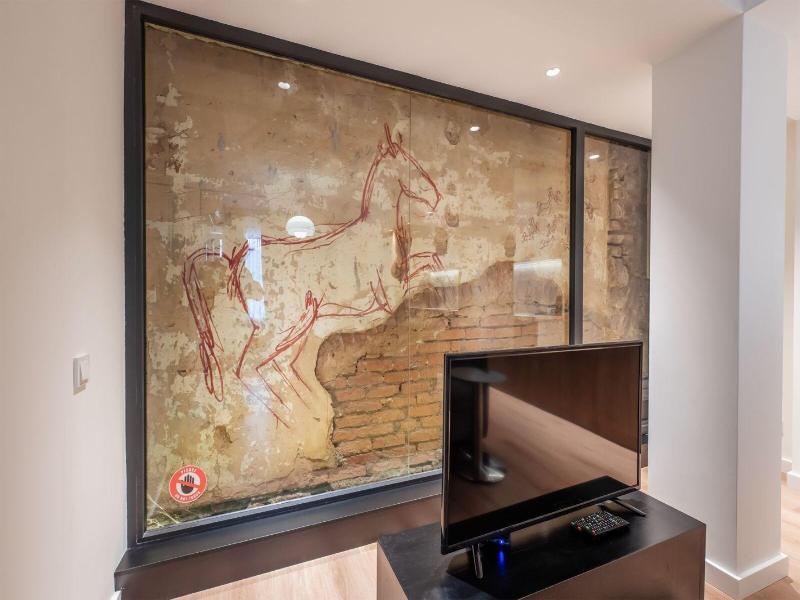 Artifact Apart Hotel image