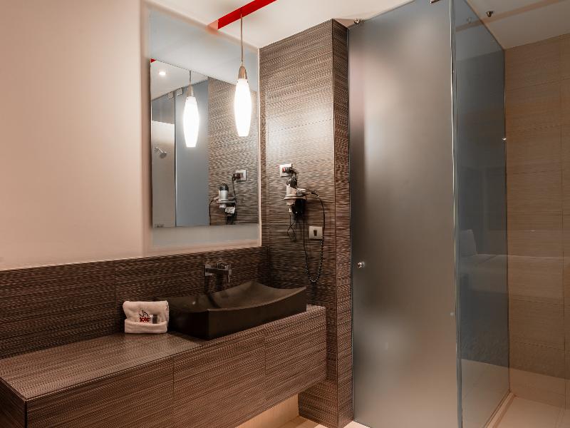 Motel Via image