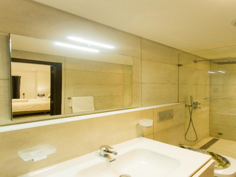Accra Luxury Apartments At The Signature image