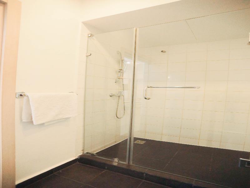 Accra Luxury Apartments At The Gallery image