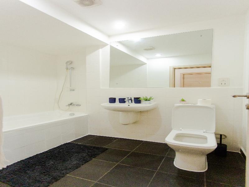 Accra Luxury Apartments At The Gallery image