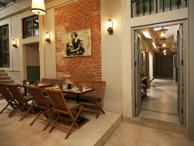 Anarat Hotel İstanbul image