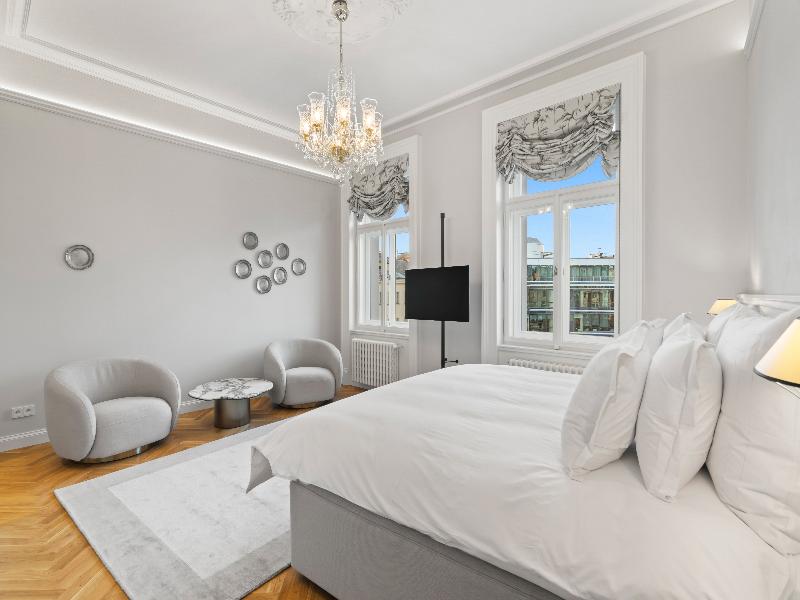 VODICKOVA LUXURY SUITES  image
