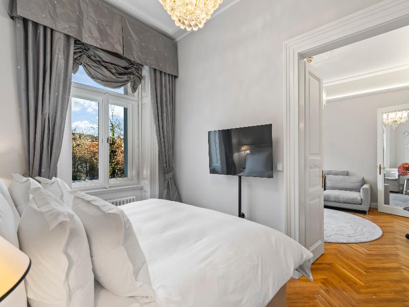 VODICKOVA LUXURY SUITES  image