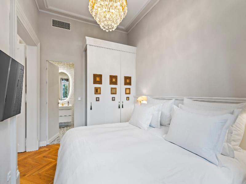 VODICKOVA LUXURY SUITES  image