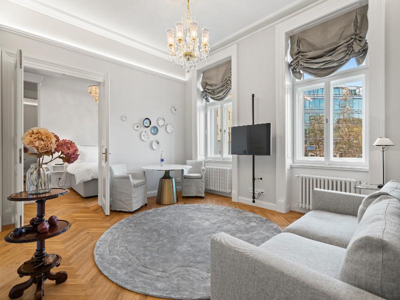 VODICKOVA LUXURY SUITES  image