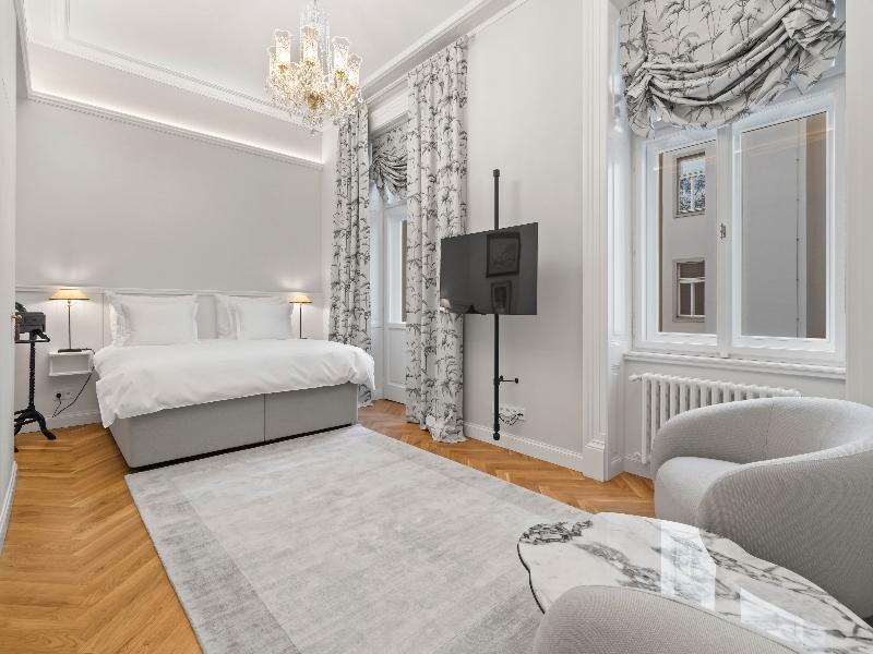 VODICKOVA LUXURY SUITES  image