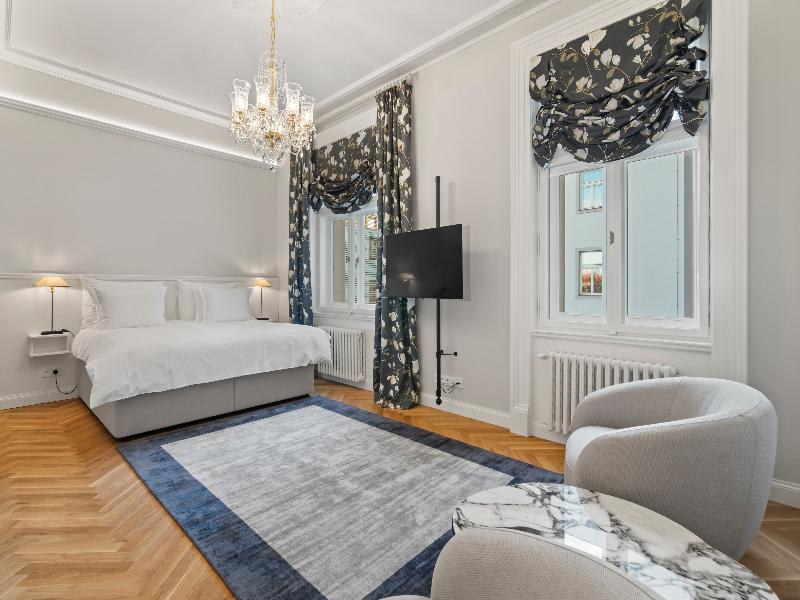 VODICKOVA LUXURY SUITES  image