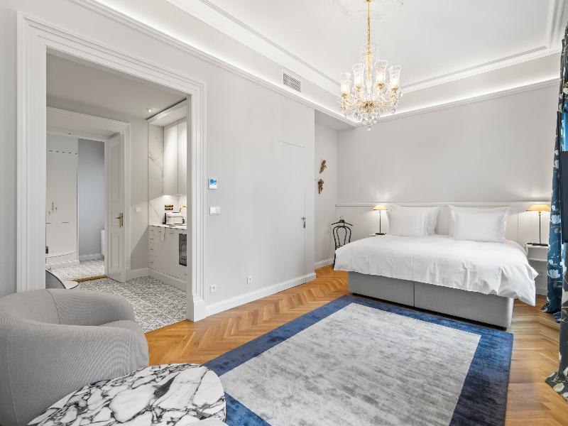 VODICKOVA LUXURY SUITES  image
