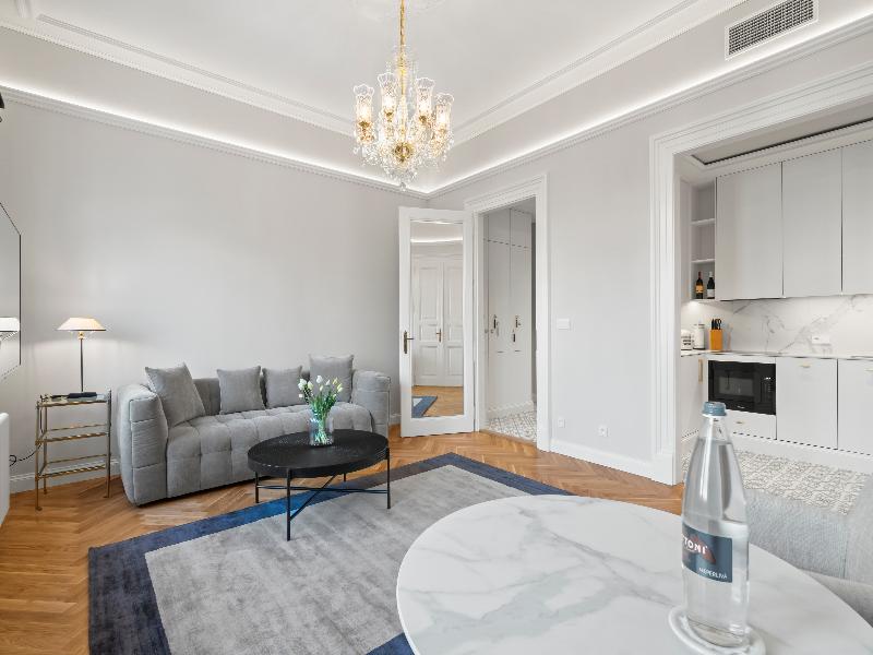 VODICKOVA LUXURY SUITES  image