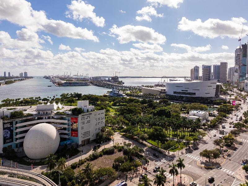 The Crosby Miami Worldcenter image