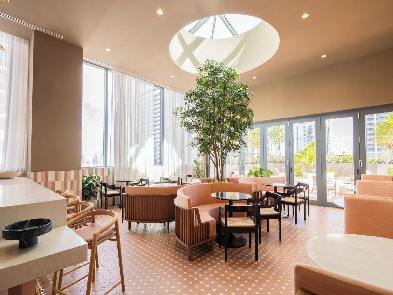 The Crosby Miami Worldcenter image