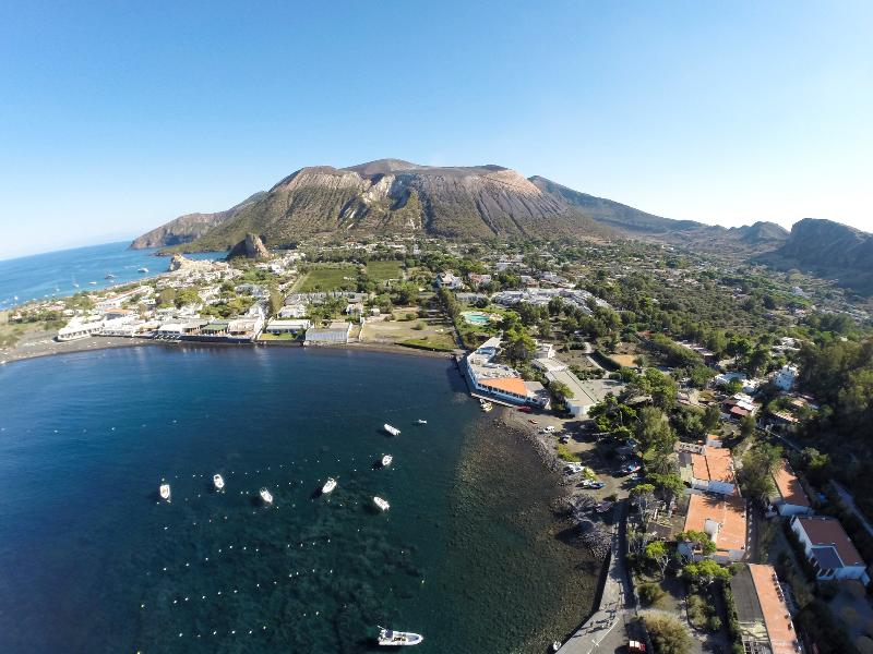 Hotiday Vulcano Porto image