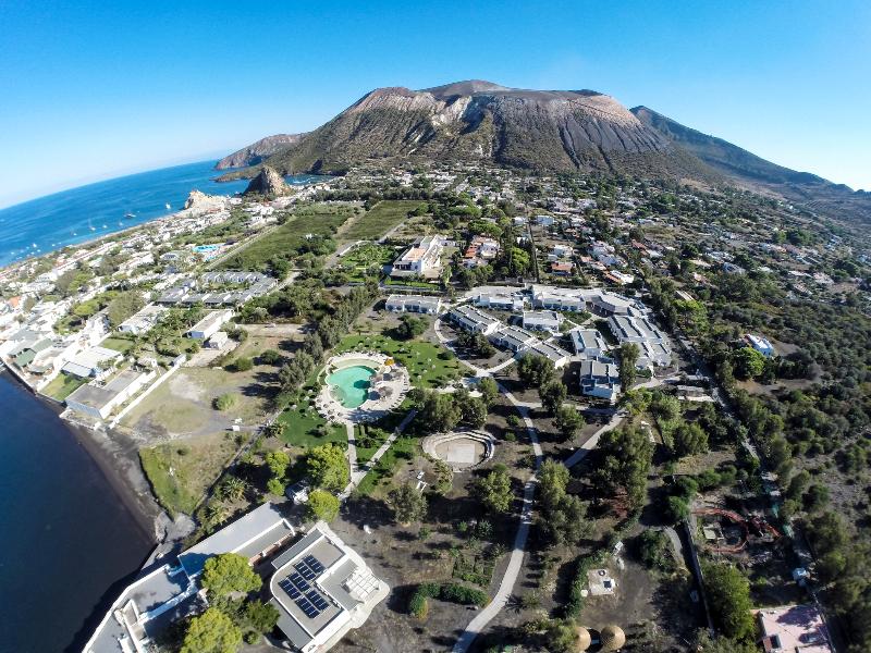 Hotiday Vulcano Porto image
