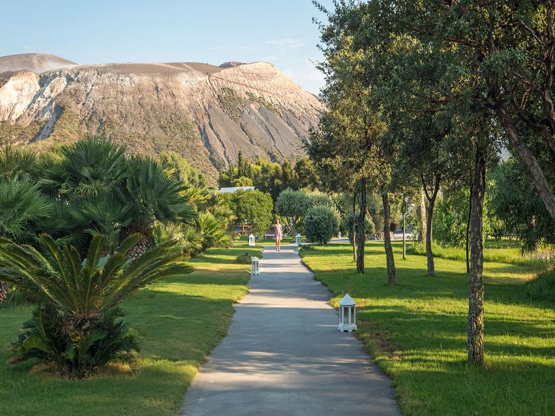 Hotiday Vulcano Porto image