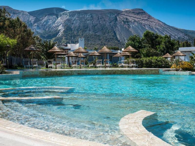 Hotiday Vulcano Porto image