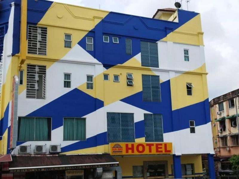 Sun Inns Cheras image