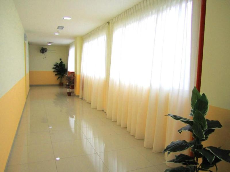 Sun Inns Cheras image