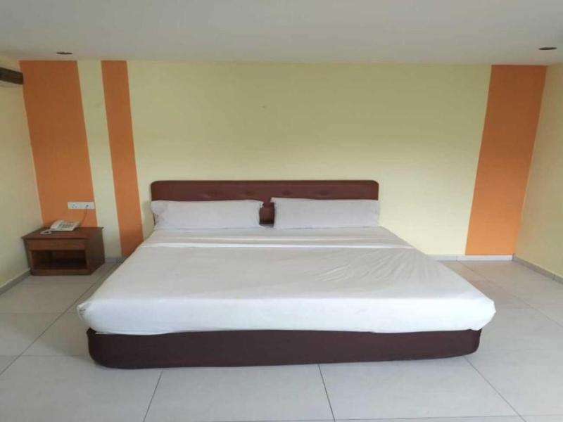 Sun Inns Cheras image