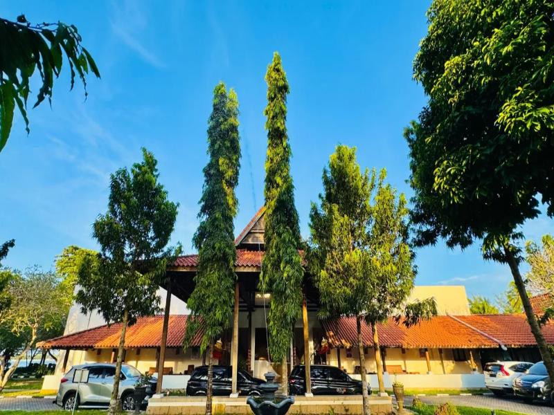 Grand Elty Krakatoa Lampung — general view